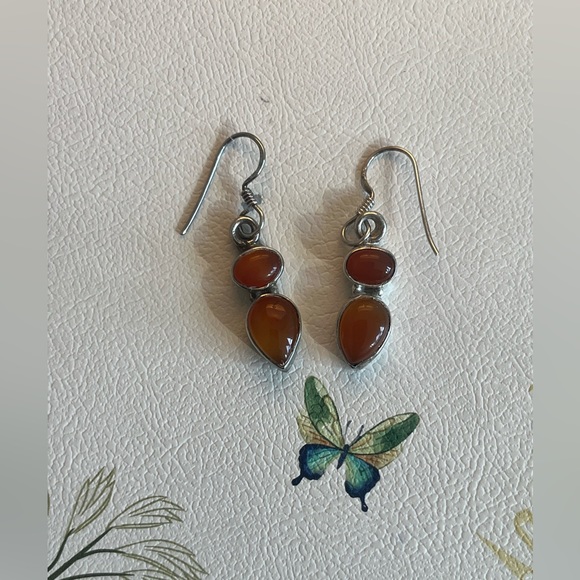 Garnet Water Drop Shape Dangling Silver Earrings - Picture 3 of 5